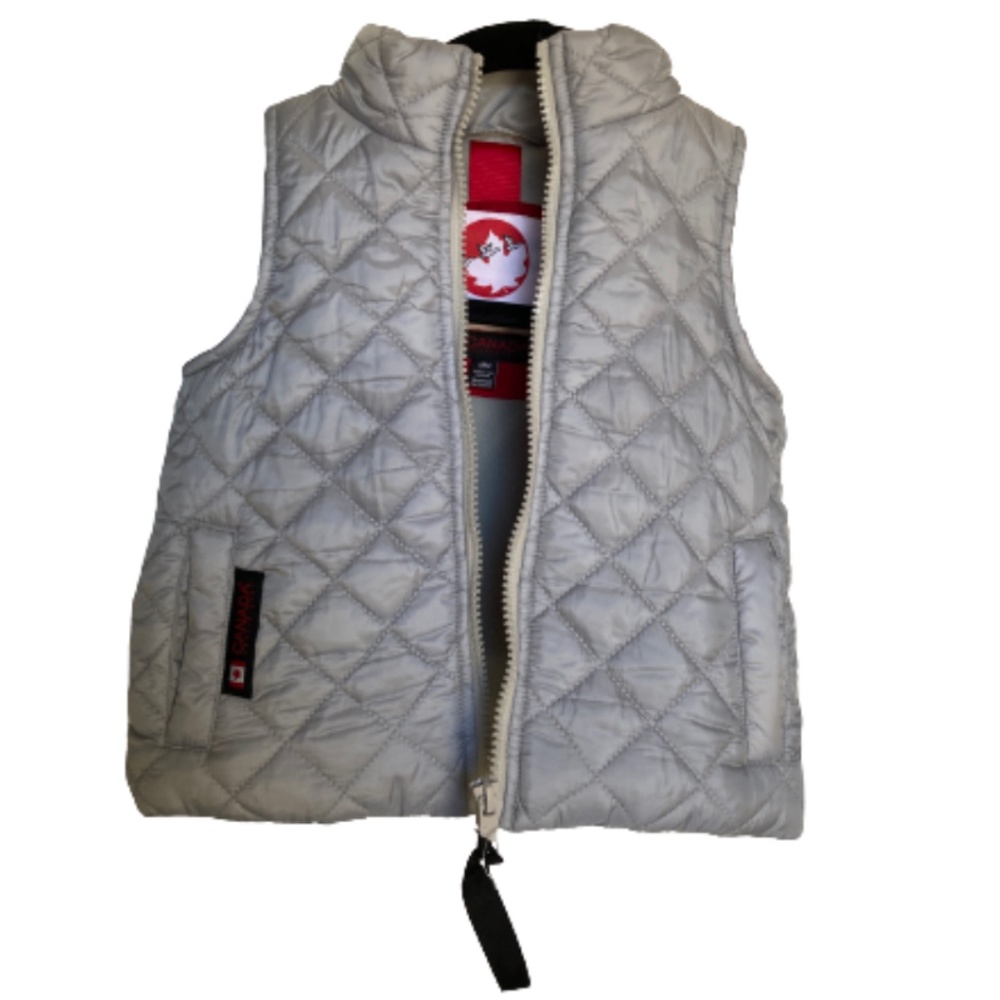 NWOT Children's 12M Light Grey Pocketed Zip-Up Canada Weathergear Vest